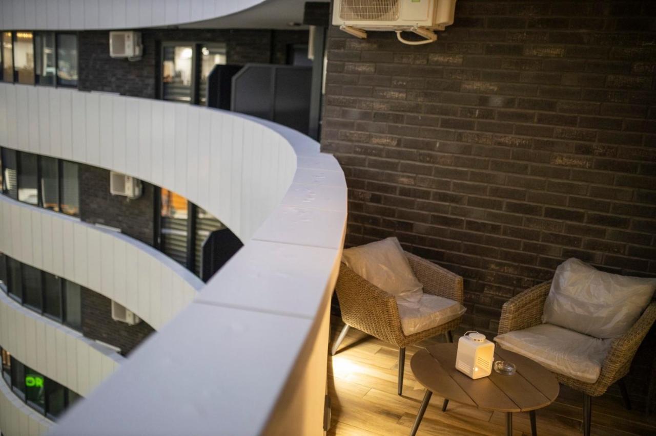 Pupin Palace Apartments 노비사드 외부 사진